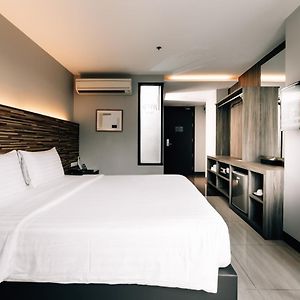 Modern Deluxe Double or Twin Room
